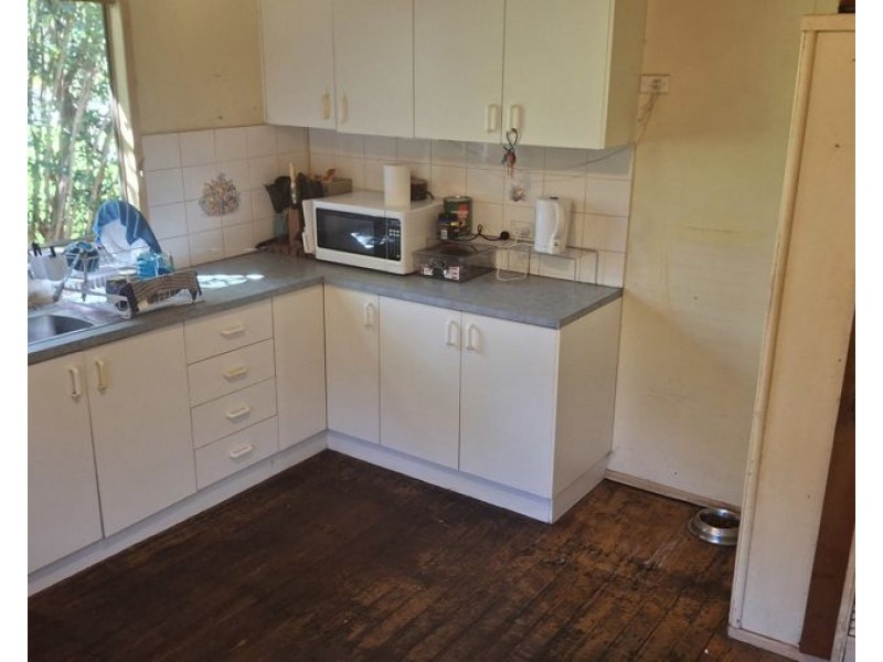 3892 Esk Hampton Road, Ravensbourne QLD 4352