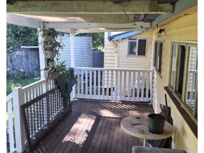 3892 Esk Hampton Road, Ravensbourne QLD 4352