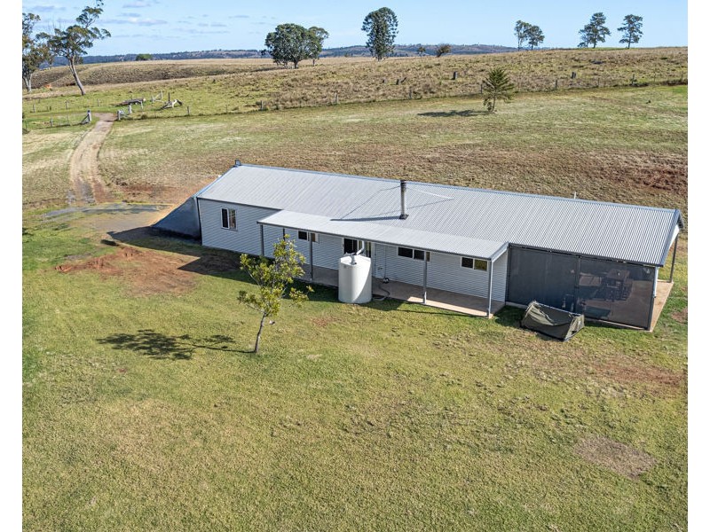 205 Anger Road, Crows Nest QLD 4355