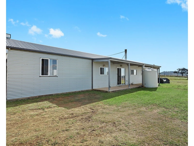 205 Anger Road, Crows Nest QLD 4355