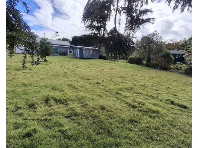 31 Curnow Street, Crows Nest QLD 4355