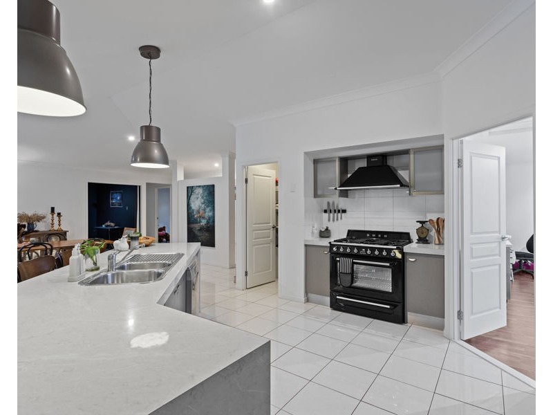 13 Marion Street, Pechey QLD 4352