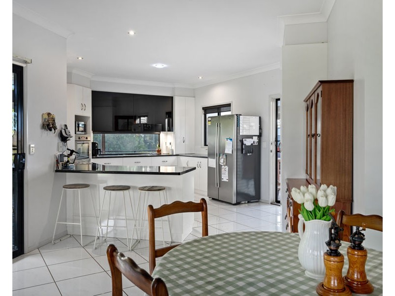 86 Sternbergs Luchts Road, Kulpi QLD 4352