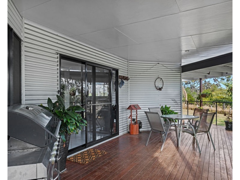 86 Sternbergs Luchts Road, Kulpi QLD 4352