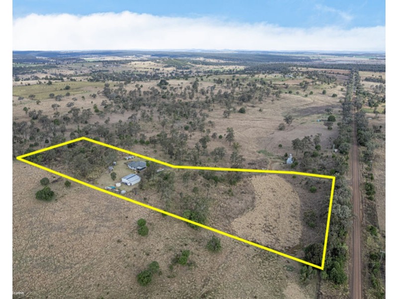 86 Sternbergs Luchts Road, Kulpi QLD 4352
