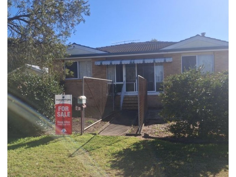 4 Lalor Street, Crows Nest QLD 4355