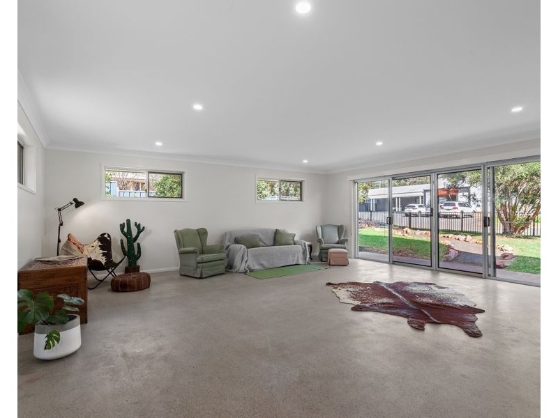 3 Station St, Hampton QLD 4352