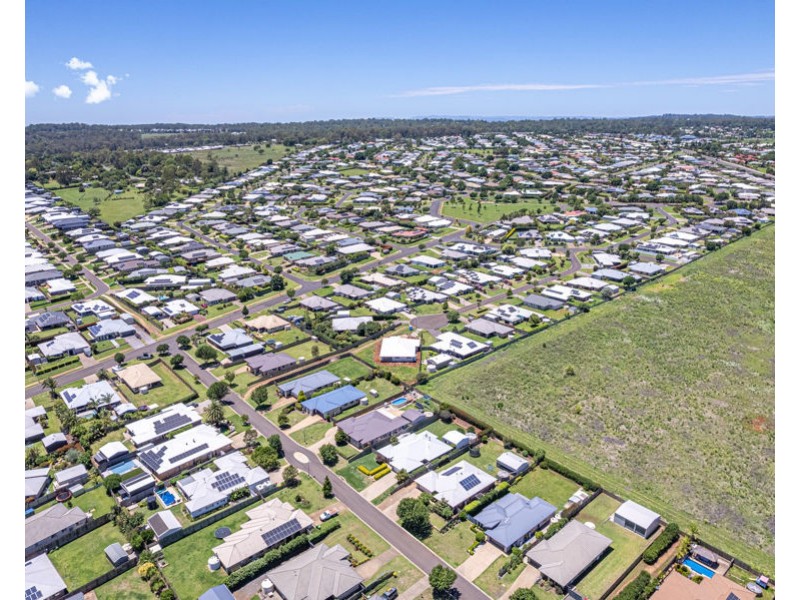 13 Goshawk Drive, Kleinton QLD 4352