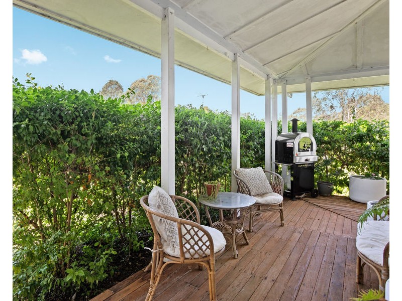 13 Devoncourt Road, Crows Nest QLD 4355