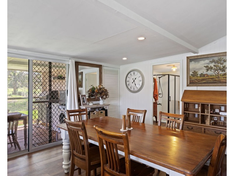 13 Devoncourt Road, Crows Nest QLD 4355