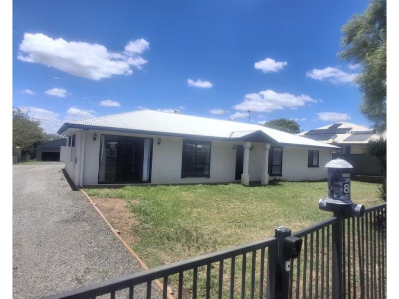 8 Kurrajong Court, Meringandan West QLD 4352
