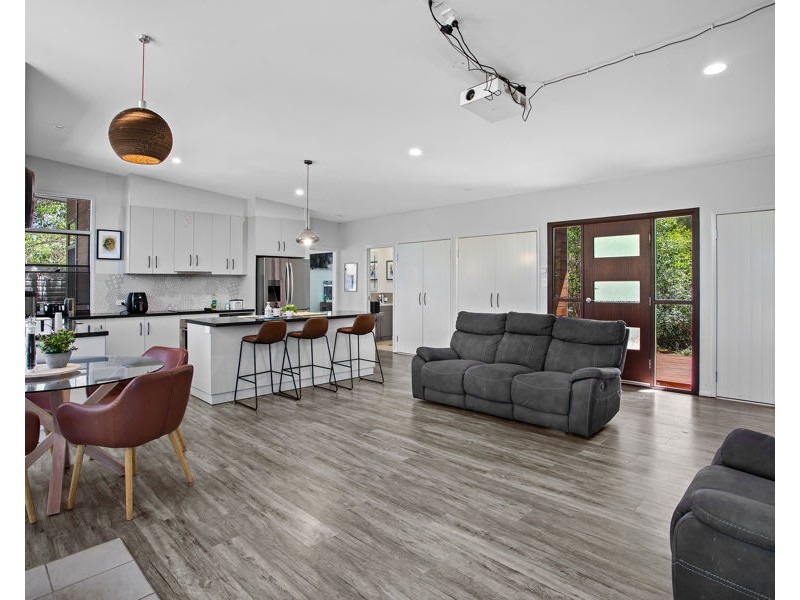 38 Forest Drive, Hampton QLD 4352