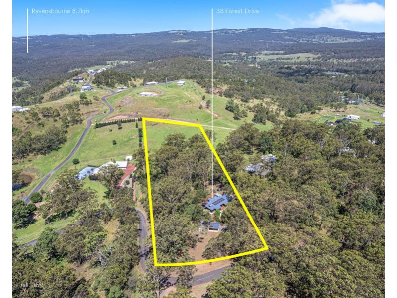 38 Forest Drive, Hampton QLD 4352