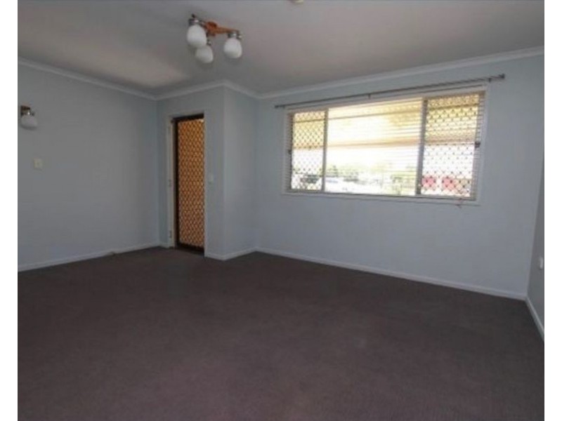 42 Charles Street, Crows Nest QLD 4355