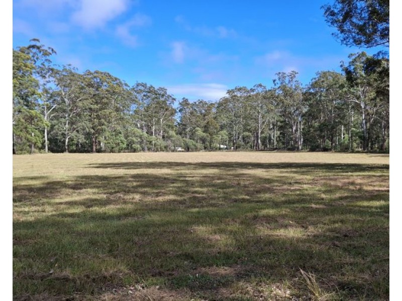 Lot 104 Keys Road, Hampton QLD 4352