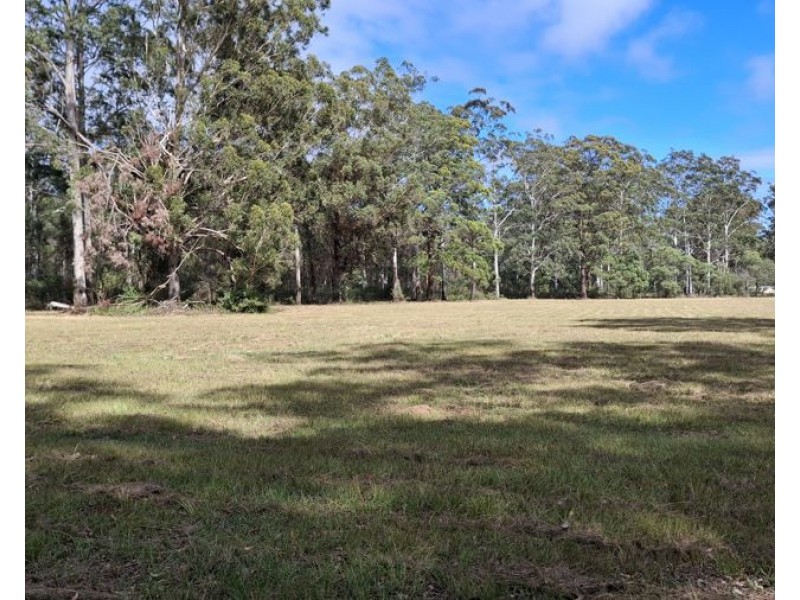 Lot 104 Keys Road, Hampton QLD 4352