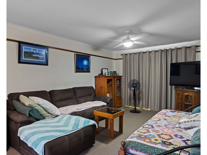 Unit 1 & 2 8 Spies Court, Mount Lofty QLD 4350