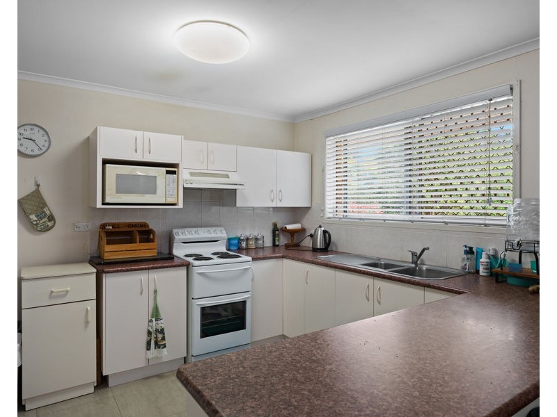 Unit 1 & 2 8 Spies Court, Mount Lofty QLD 4350