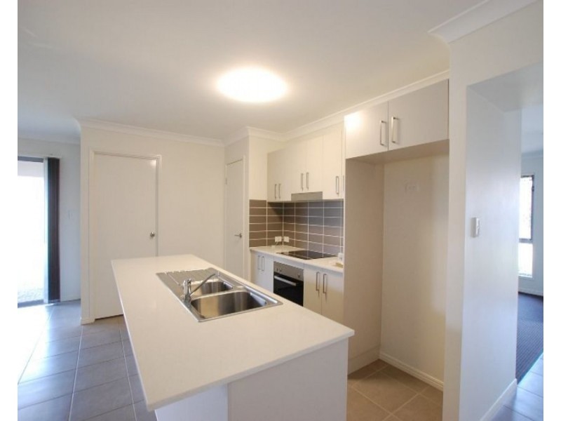 10 Heron Court, Kleinton QLD 4352