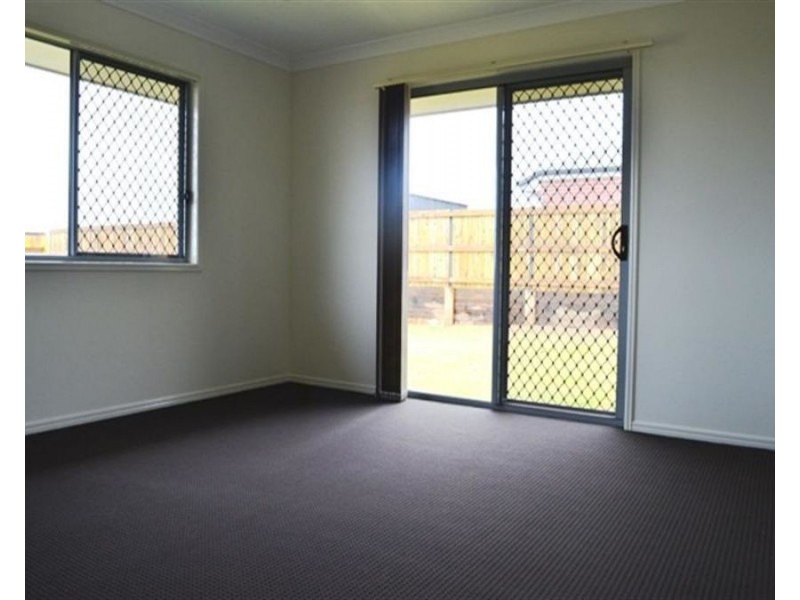 10 Heron Court, Kleinton QLD 4352