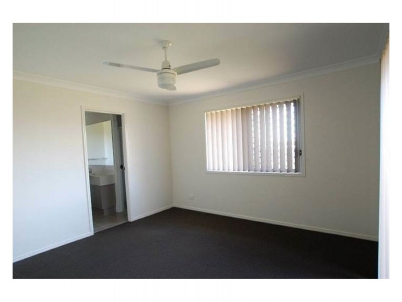 10 Heron Court, Kleinton QLD 4352