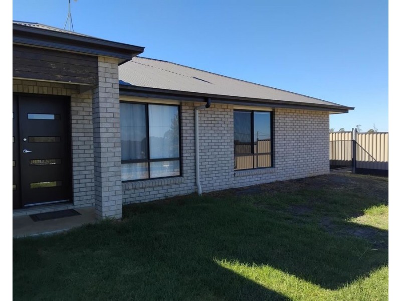 118 Mocatta Street, Goombungee QLD 4354