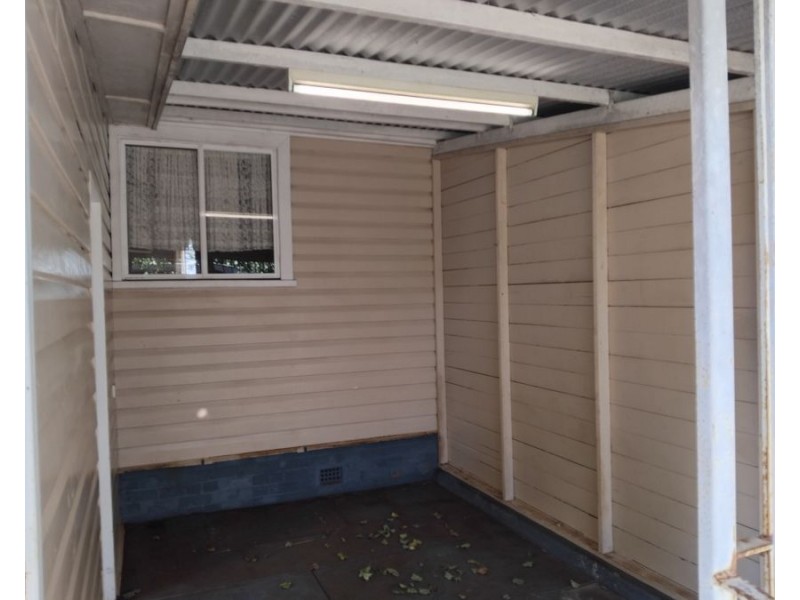 2/149 Anzac Avenue, Newtown QLD 4350