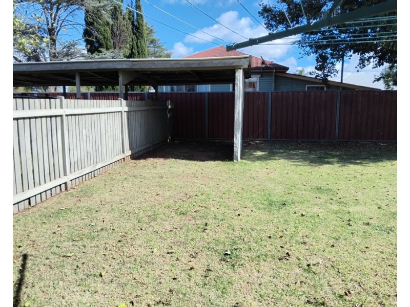 2/149 Anzac Avenue, Newtown QLD 4350