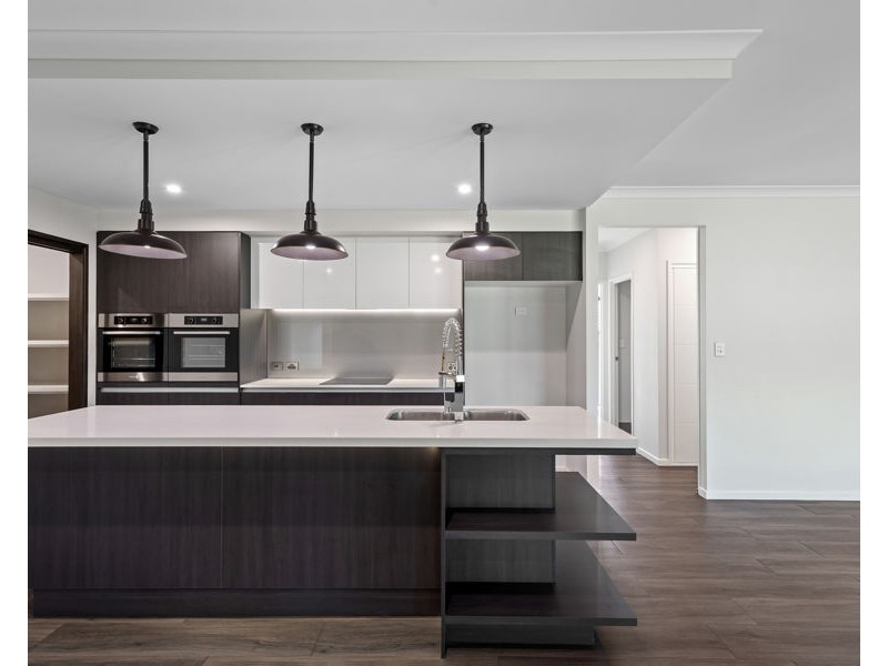 2 Dunbar Court, Highfields QLD 4352
