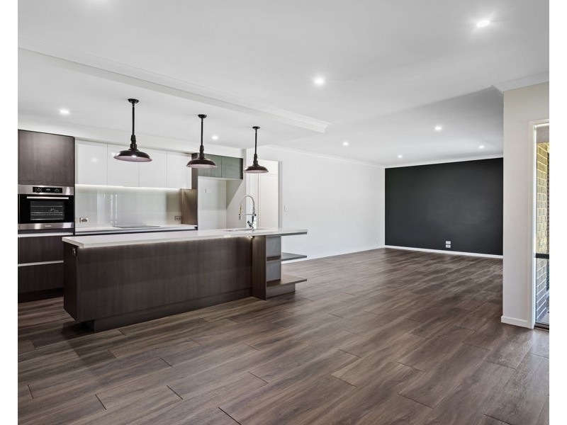 2 Dunbar Court, Highfields QLD 4352