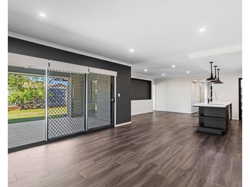 2 Dunbar Court, Highfields QLD 4352