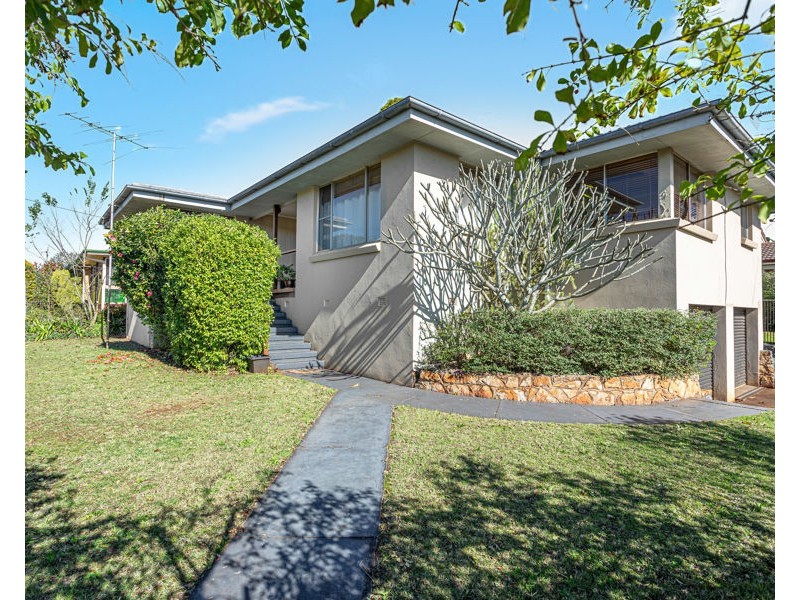 15 Skehan Street, Centenary Heights QLD 4350