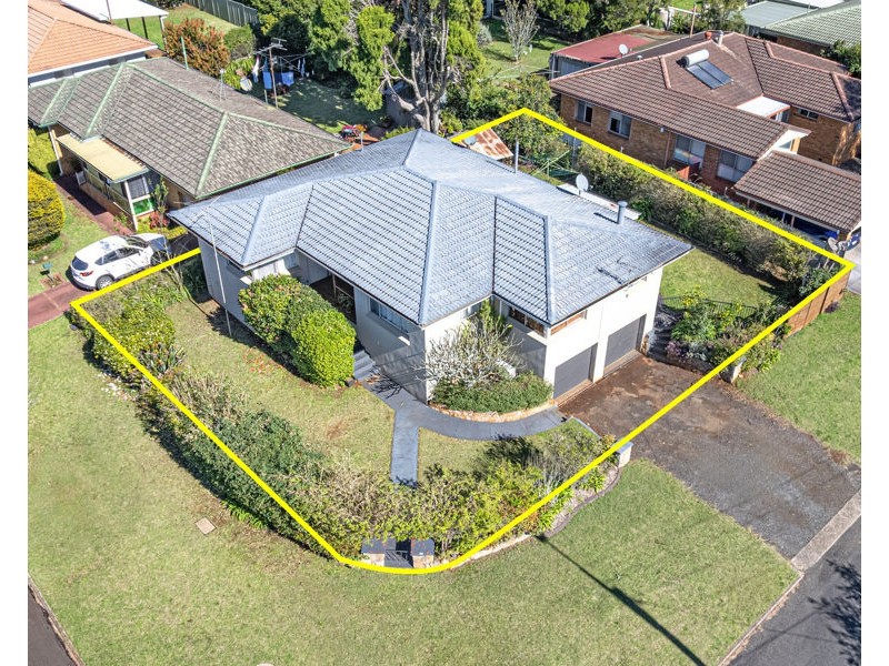 15 Skehan Street, Centenary Heights QLD 4350