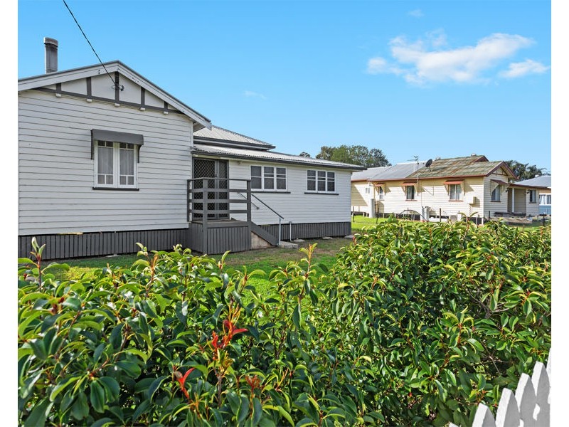 24 Federal Street, Oakey QLD 4401