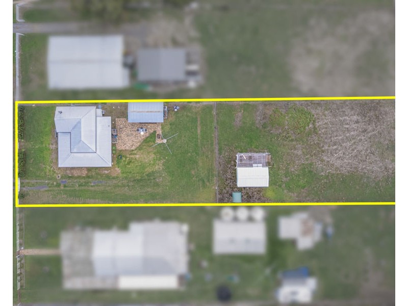 24 Federal Street, Oakey QLD 4401