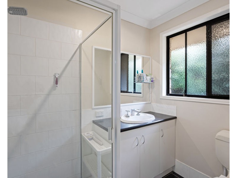 300 Ramsay Street, Middle Ridge QLD 4350
