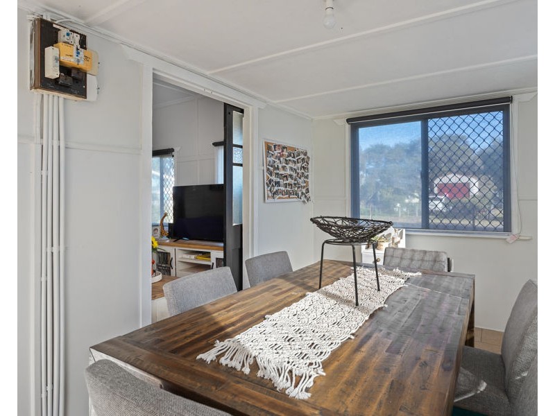 15 Tyrrell Street, Oakey QLD 4401