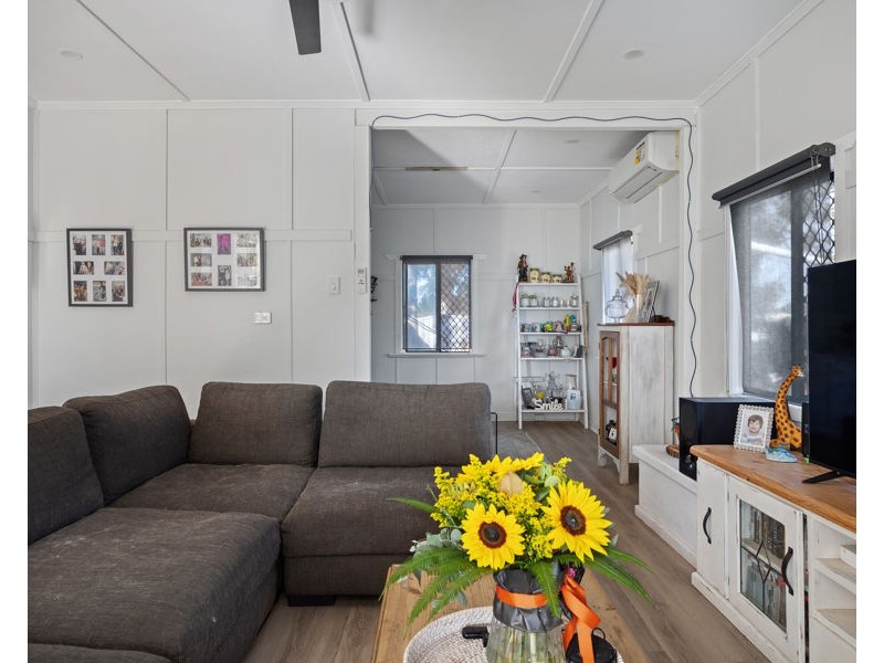 15 Tyrrell Street, Oakey QLD 4401