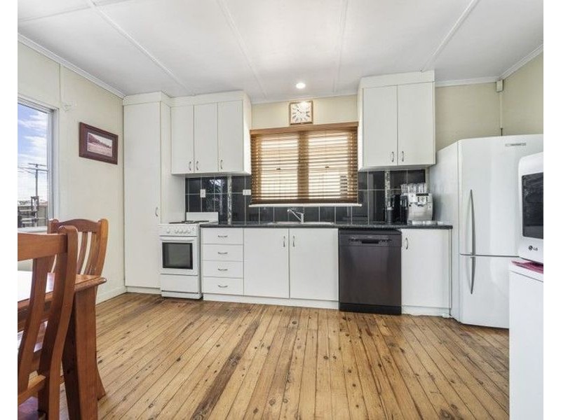 422 Alderley Street, Harristown QLD 4350