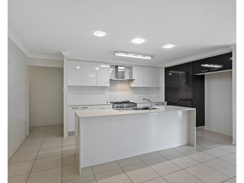 42 Trevean Drive, Kleinton QLD 4352