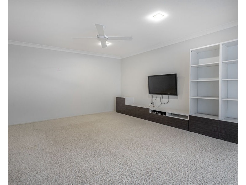 42 Trevean Drive, Kleinton QLD 4352