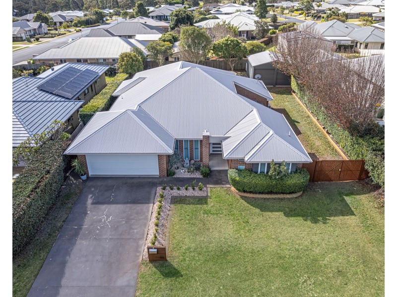 42 Trevean Drive, Kleinton QLD 4352