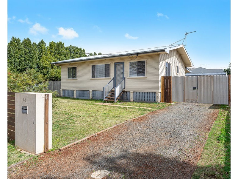 83 Hoey Street, Kearneys Spring QLD 4350