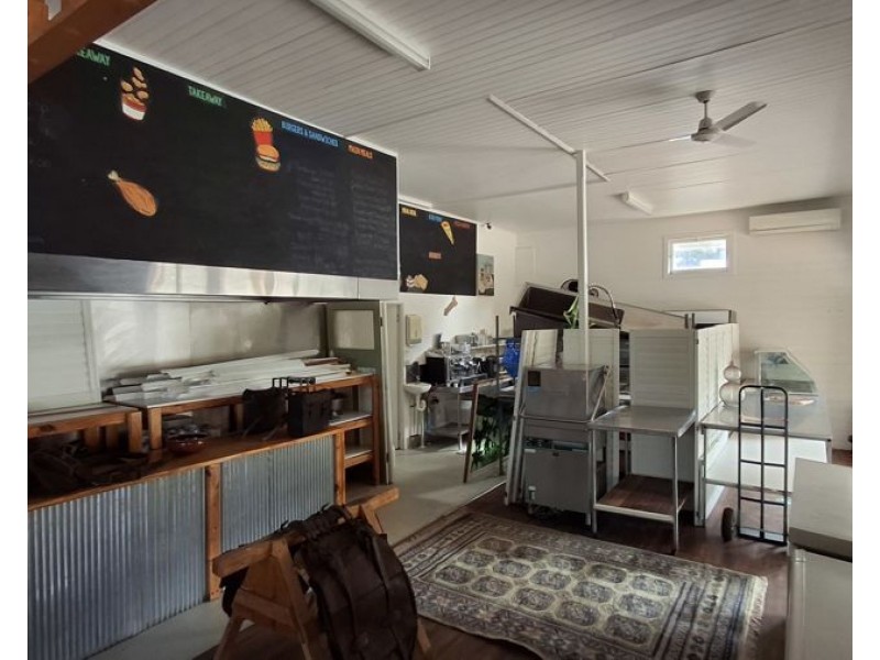 109 Mocatta Street, Goombungee QLD 4354