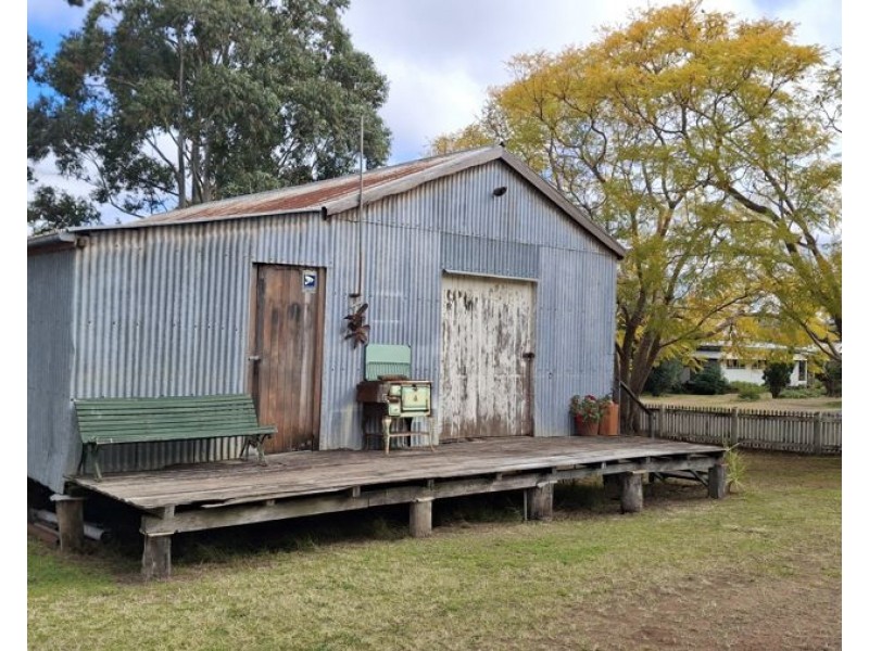 109 Mocatta Street, Goombungee QLD 4354