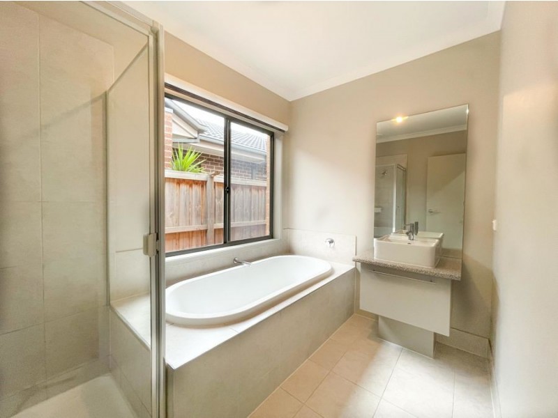 39 De Rossi Boulevard, Wollert VIC 3750