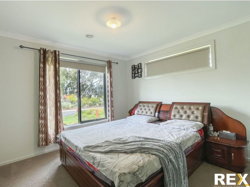 27 Cobungra Grove, Wollert VIC 3750