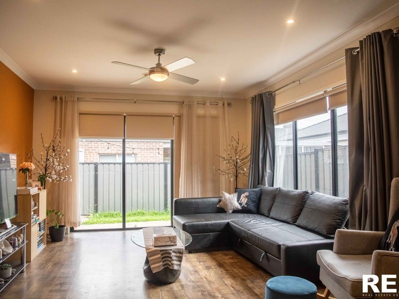 14 Eastwood St, Wollert VIC 3750