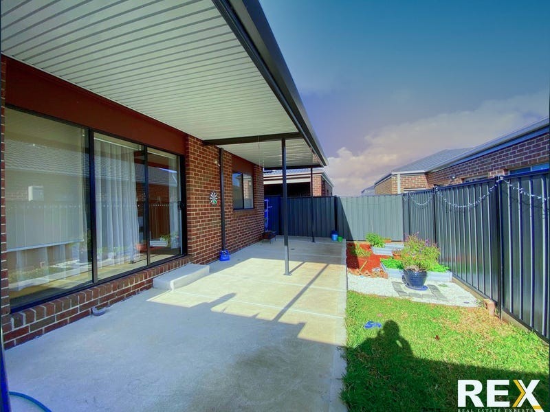 14 Eastwood St, Wollert VIC 3750