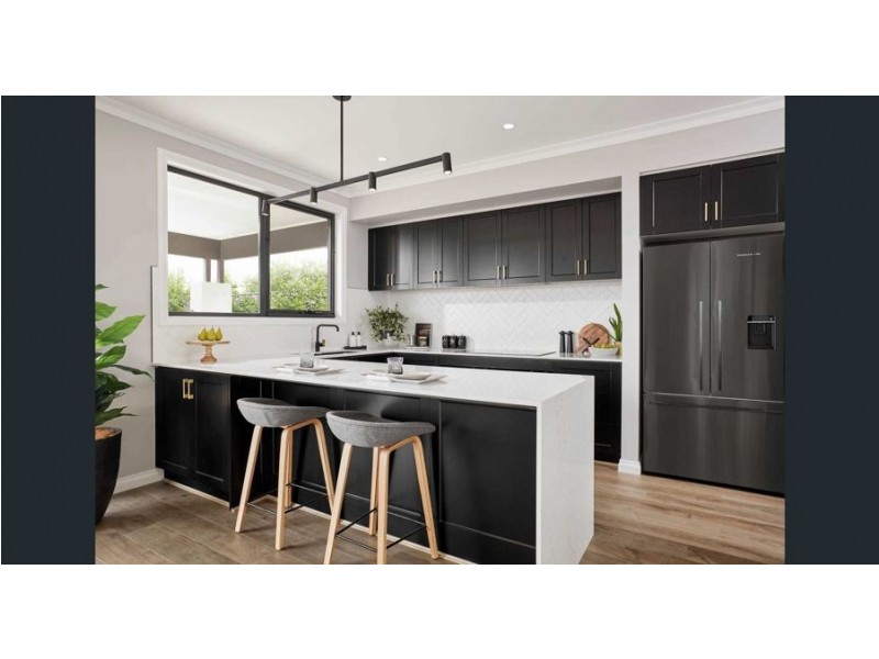 43 GRAPHITE CRESCENT, Wollert VIC 3750